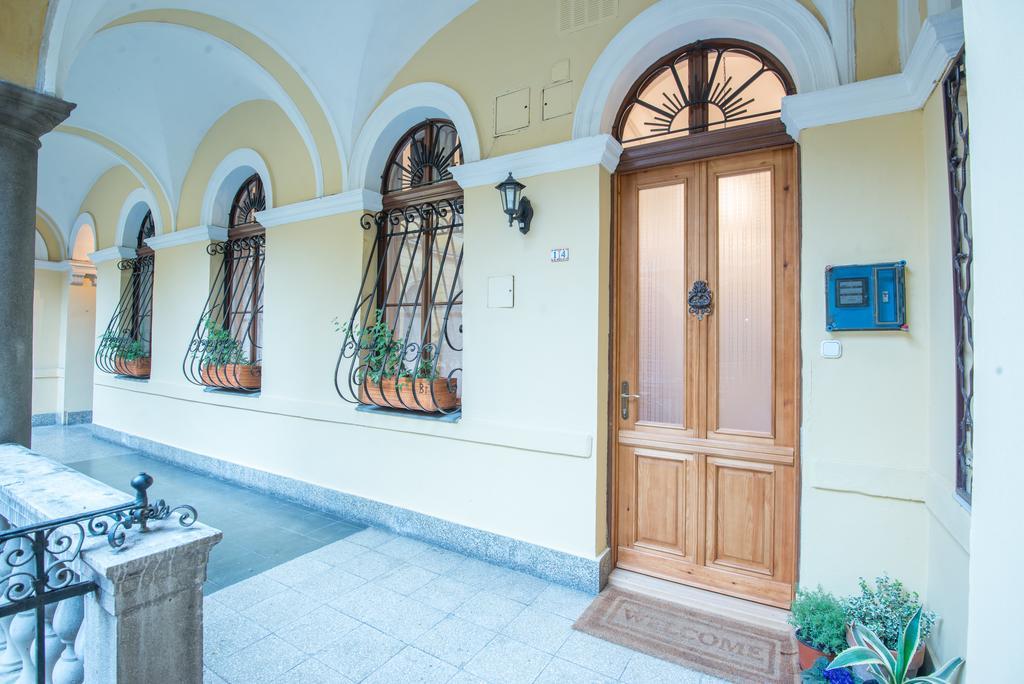 Rustic Elegance Apartamento Budapest Exterior foto